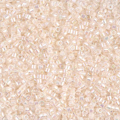 DB0052 - DB052 - Pale Peach Lined Crystal AB