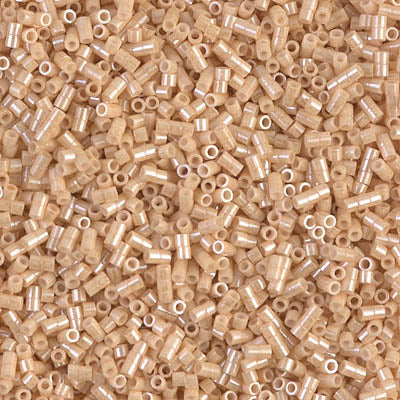 Miyuki Delica 8/0 Seed Beads - DBS205 - Light Caramel Ceylon